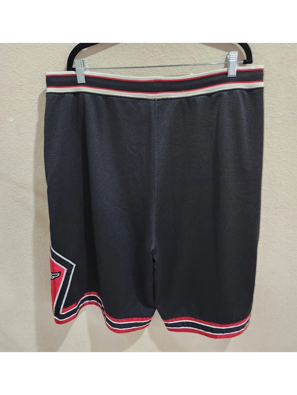 Vtg Nike Air Jordan Wings Shorts Mens 2XL Black Red 20th Anniversary Mesh Y2K